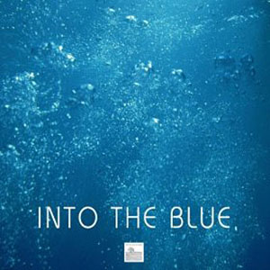 Underwater Into The Blue Deep Sleep